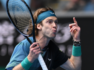 尽管八一男 尽管八一男